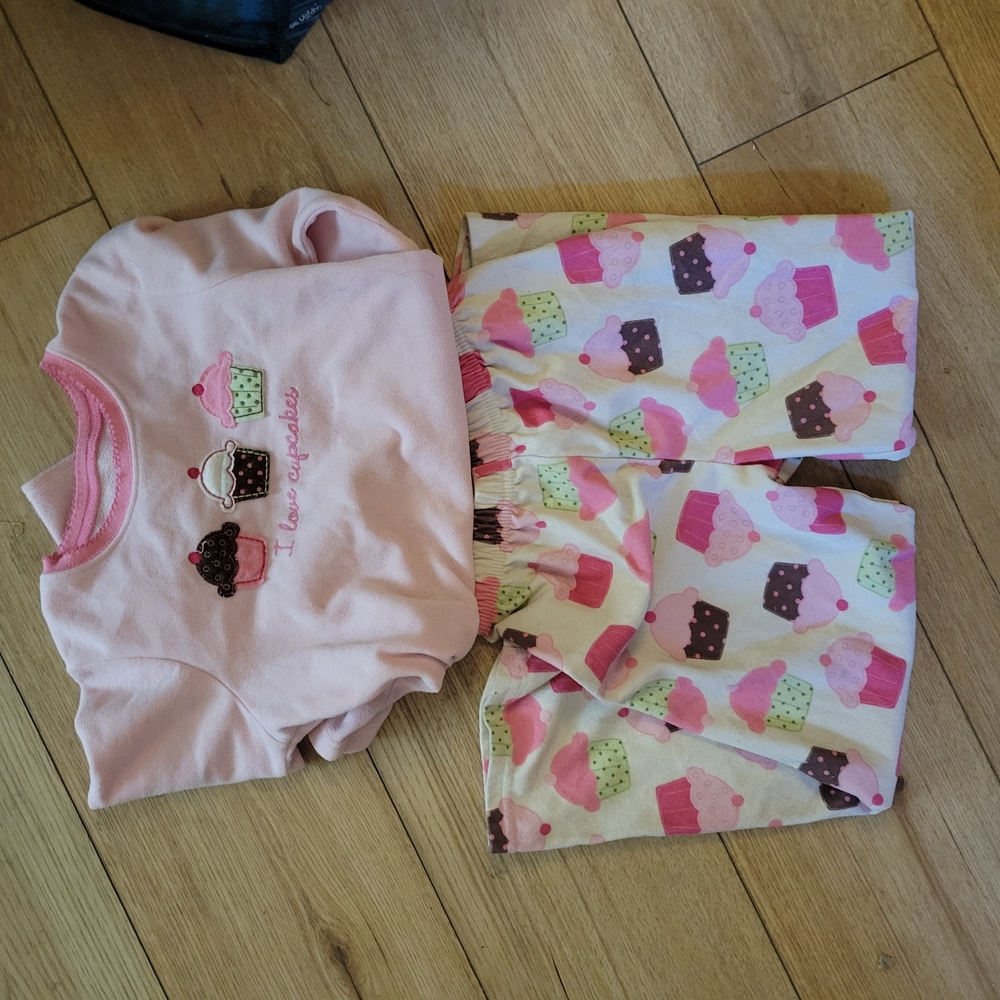 Girls Pink Cupcake Pajama Set - Soft Cotton Two-Piece